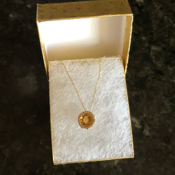 Getana 14k Citrine Diamond Pendant and Fine Chain Solid Yellow Gold Princess Cut - Picture 4 of 12